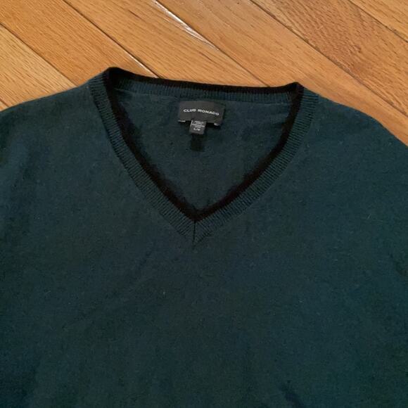Club Monaco green vneck sweater large - Picture 4 of 4